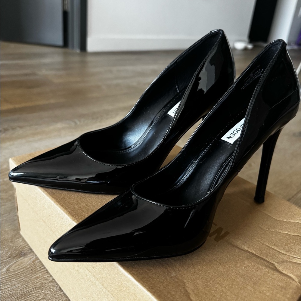 Steve Madden Glossy Black Heels